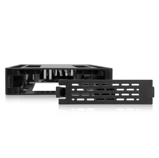 ICY DOCK MB882SP-1S-3B 2.5 inch to 3.5 inch SSD/SATA Hard Drive Converter (Black) | MB882SP-1S-3B